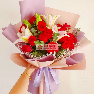 丹东18朵红玫瑰百合，真情相守一生